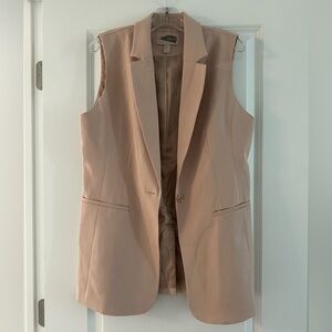 Peach / Nude sleeveless blazer vest